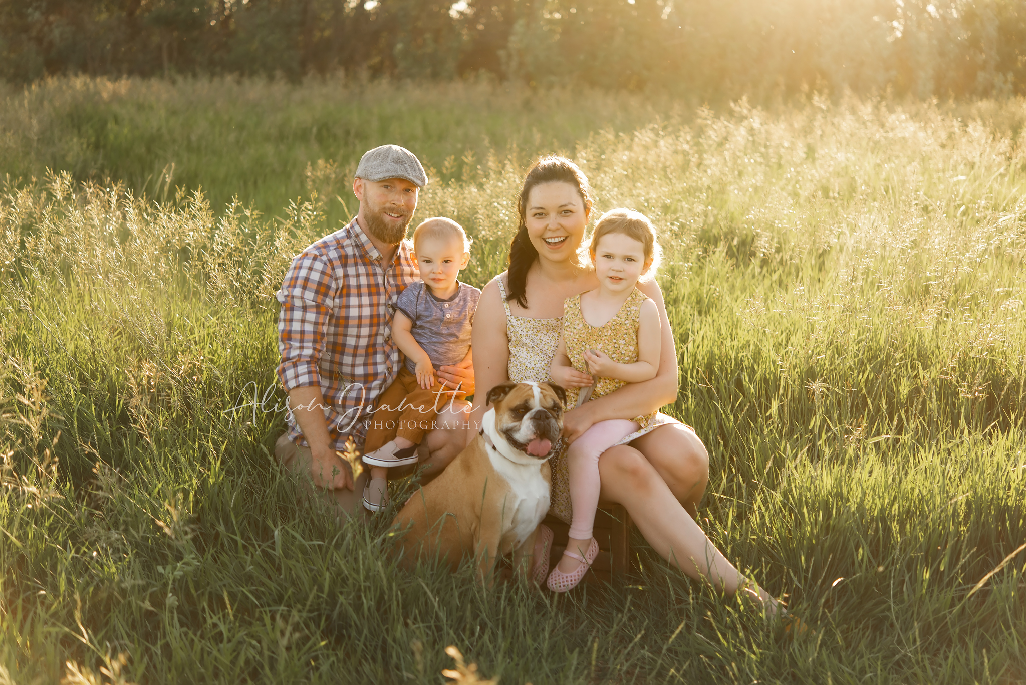 Professional Outdoor Family Alison Jeanette Photography Chief Whitecap Park Saskatoon Saskatchewan Photographer